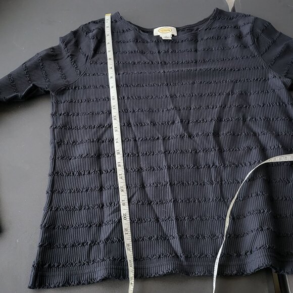 Talbots Womens Black Textured Long Sleeve Shirt Size Medium Stretch Vintage Dark - Picture 8 of 8
